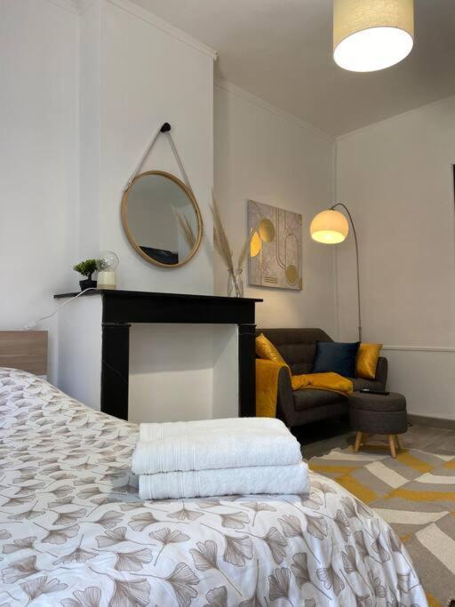 Le Petit Gayant Apartment Douai Exterior photo